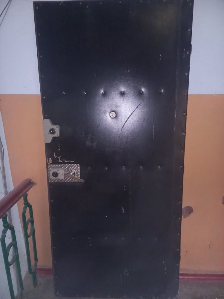 Продам входные двери