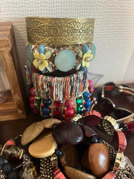 Бижутерия, Италия