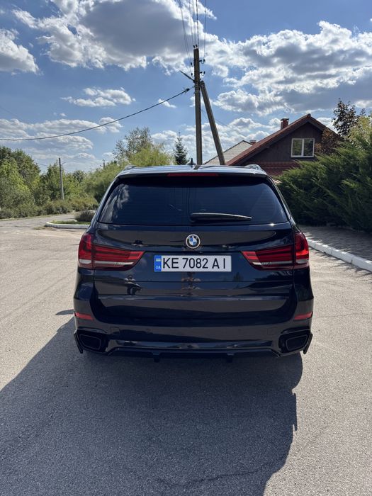 Продам BMW X5 F15 Official