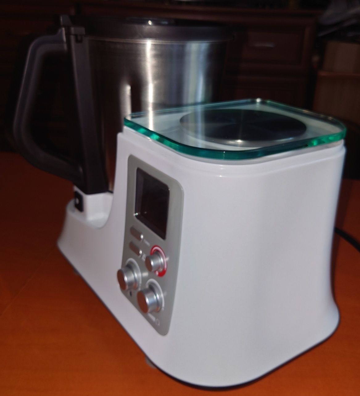Robot kuchenny Quigg