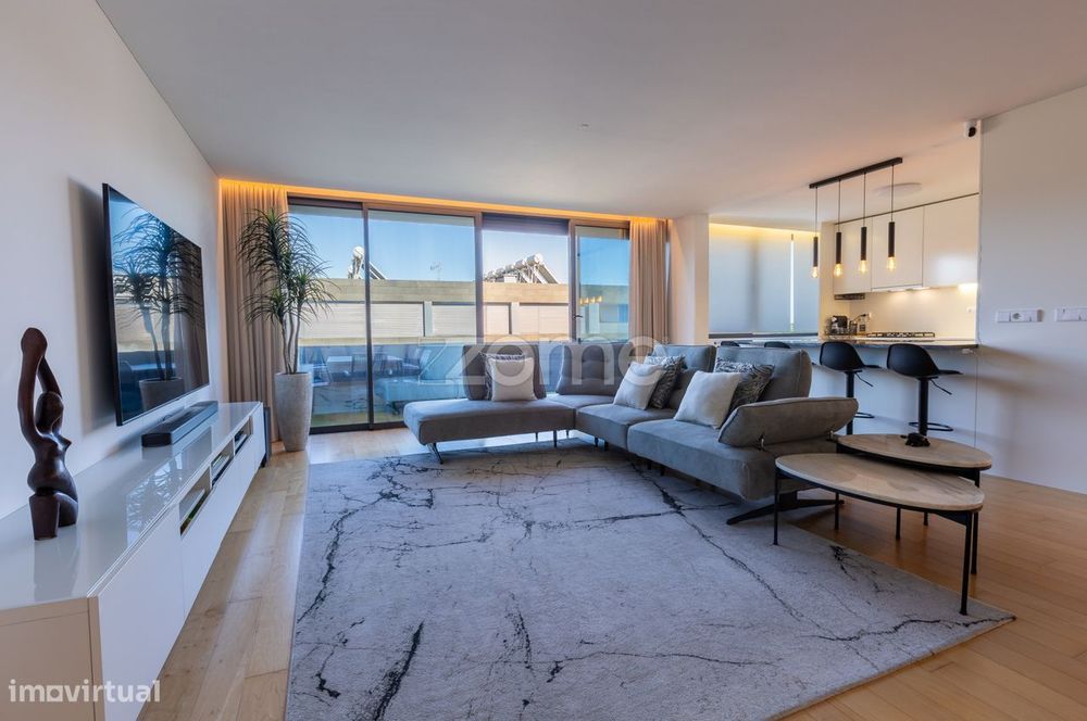 Apartamento T3 de luxo no Garden Residences, Ponta Delgada.