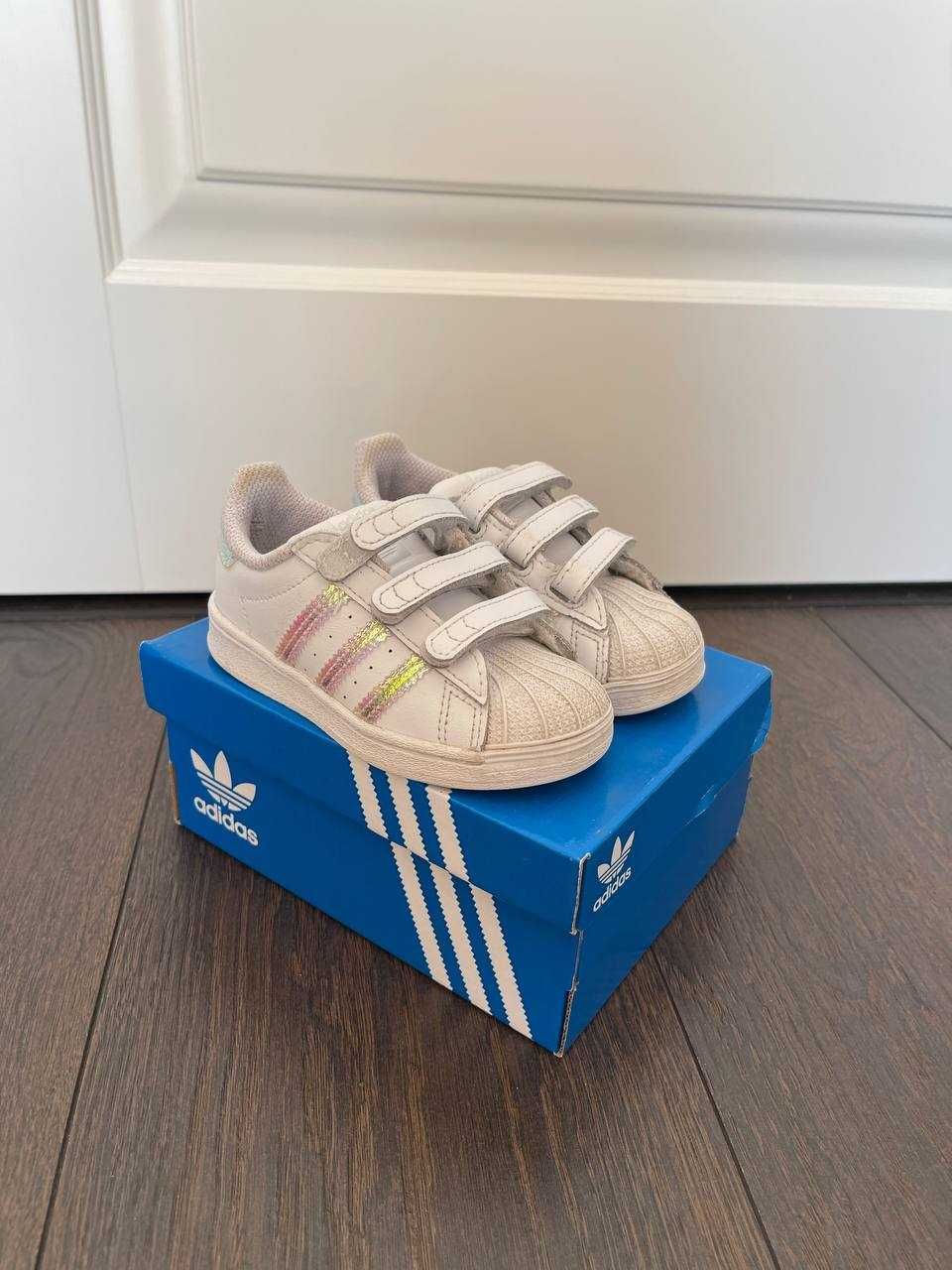 Дитячі кросівки Adidas Superstar 23 розмір (ОРИГІНАЛ)