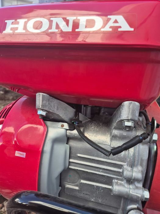 Moto-Enxada Honda Tiller FJ500 DLX