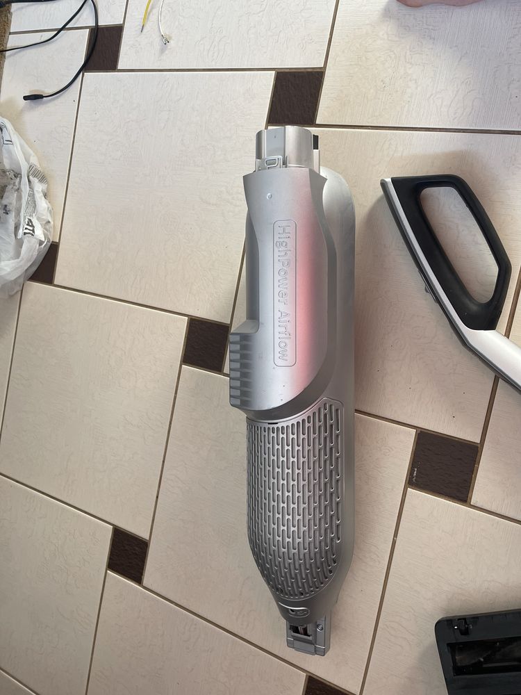 Запчастини ручка/корпус/фільтр до пилососа Bosch Athlet 32.4v
