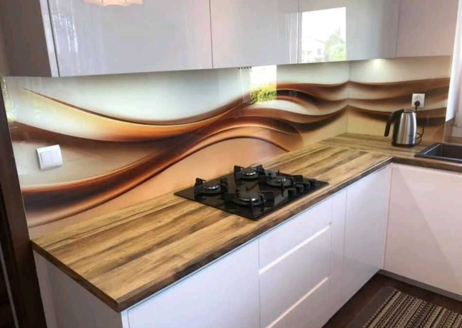 Szklarz – lustra i szkło na wymiar, Białystok