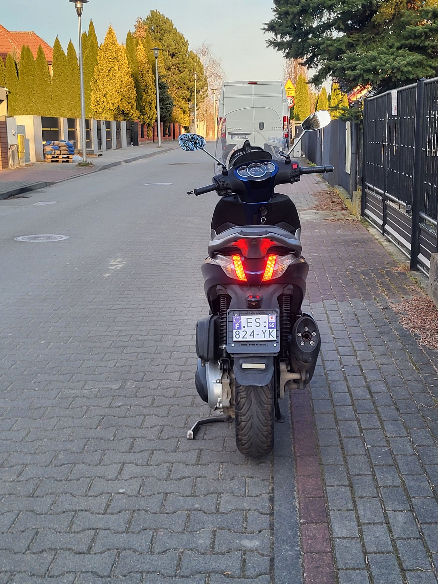 Piaggio Beverly 350