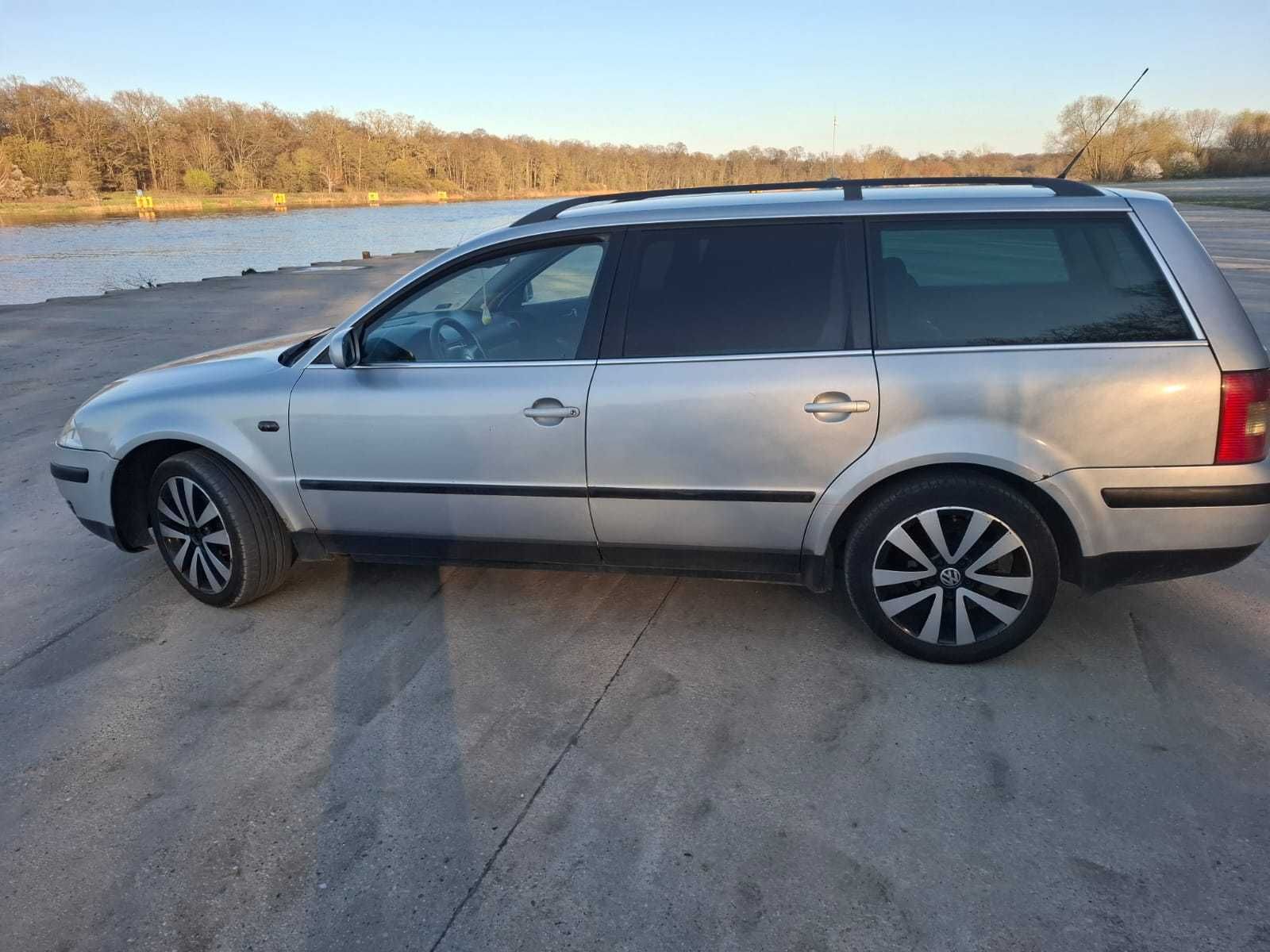 Volkswagen Passat 1.9 TDi długie OC klimatyzacja, stan bardzo dobry