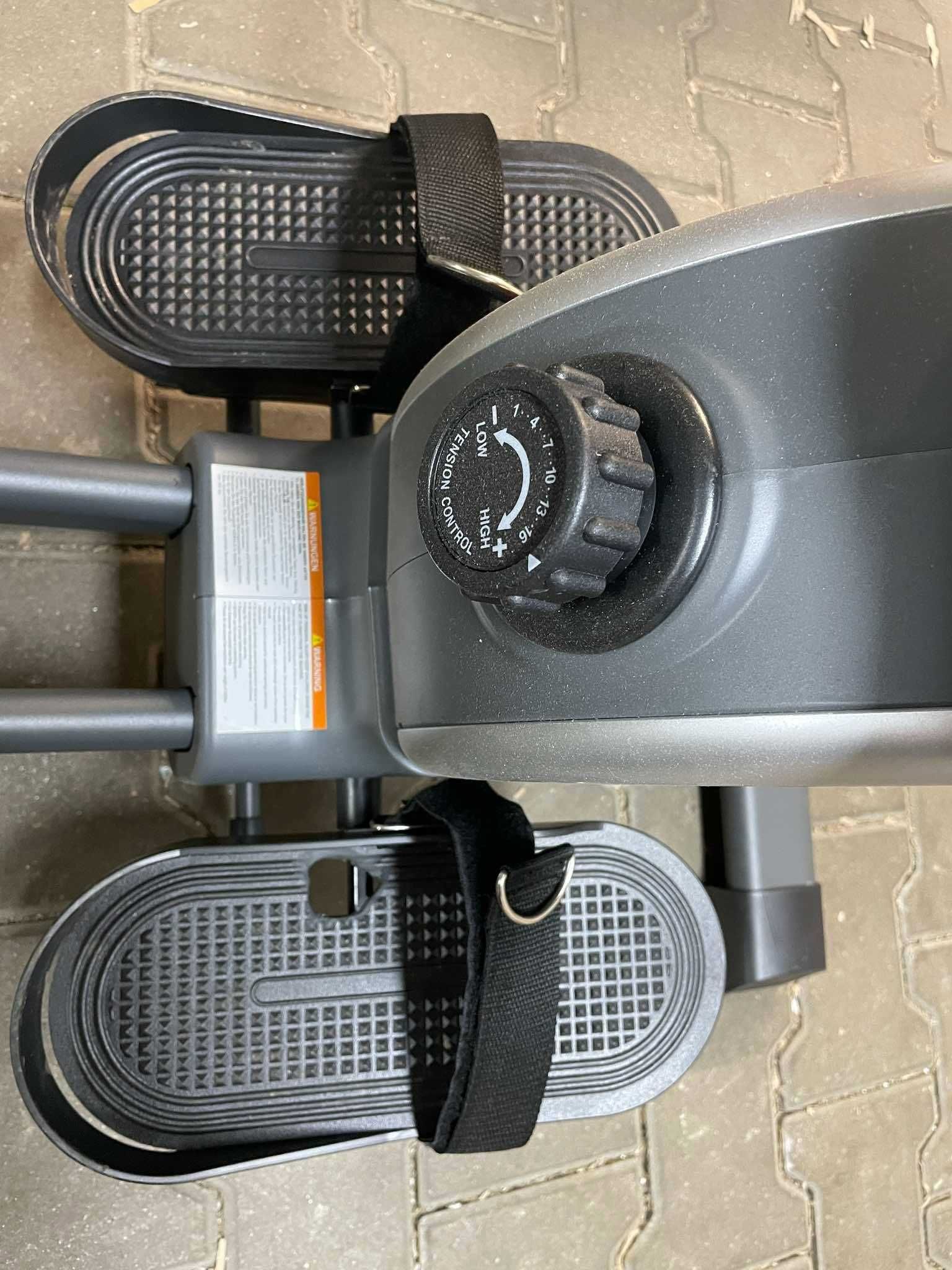 Wioślarz do 160 kg do domu magnetyczny Bluetooth 16 poziomami oporu