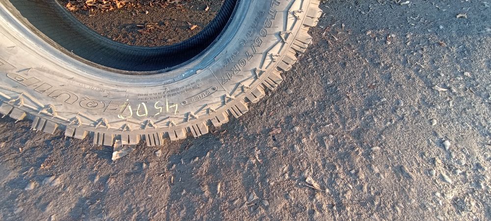 Резина R17 LT265/70  121/18Q M+S комплект