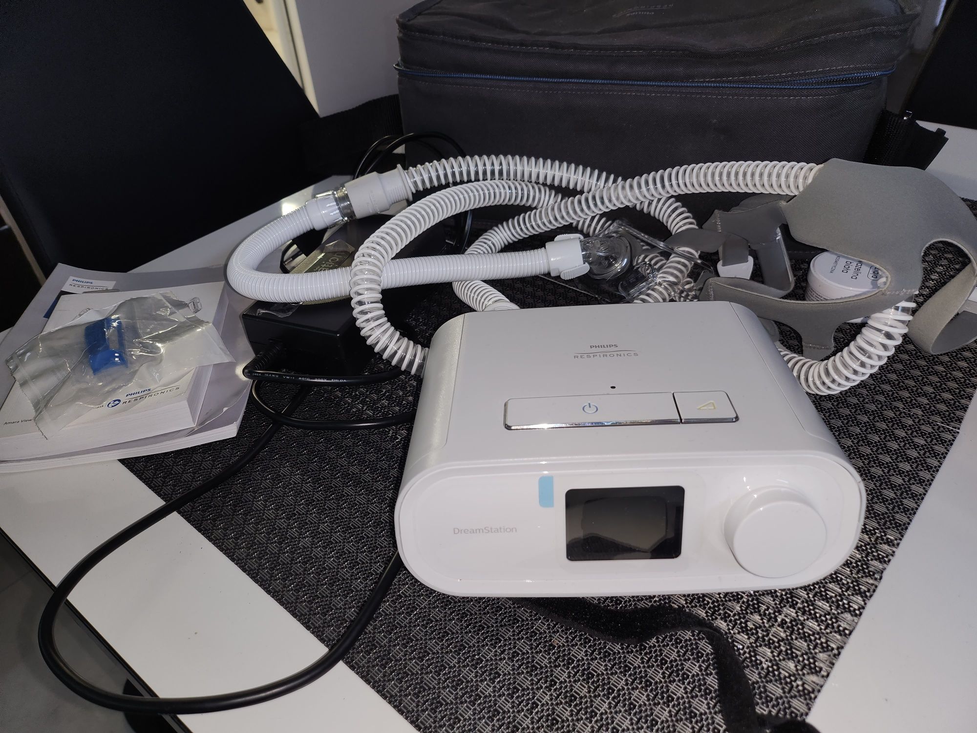 PHILIPS RESPIRONICS DreamStation AutoCPAP ND ndx500s15 respirator
REF