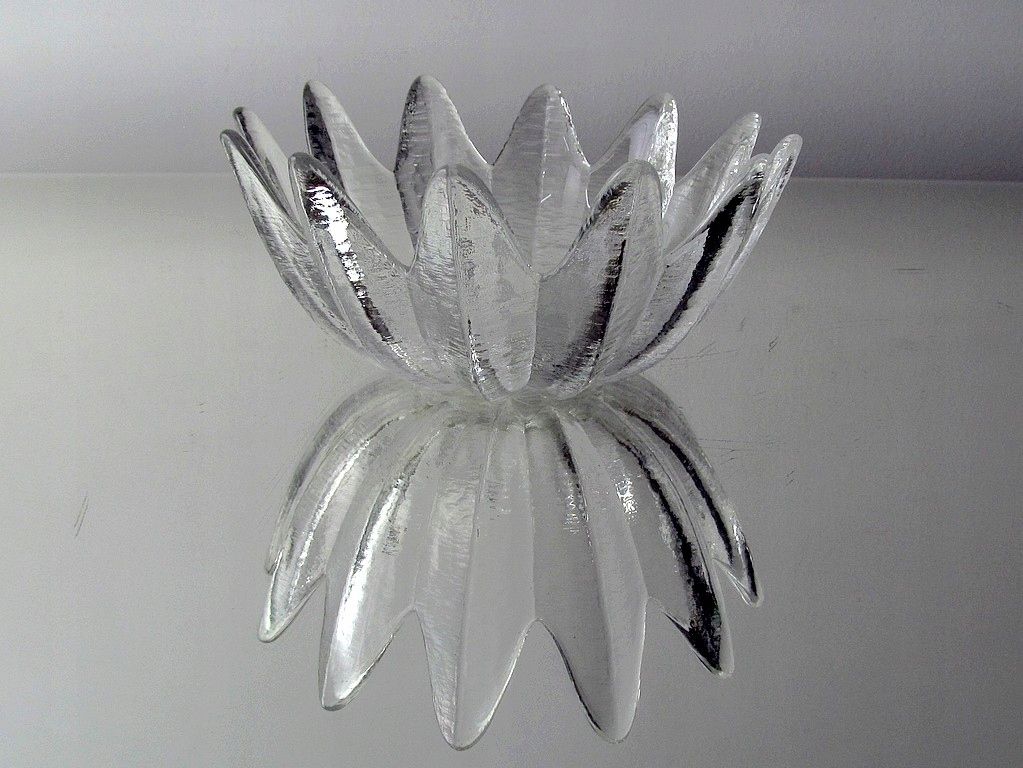 skandynawski design szklana czarka cukiernica