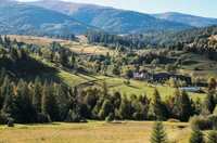 Продаж землі 90 соток - на гірськолижному курорті в селі Ізки