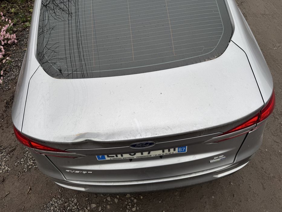 Кришка багажника Ford Fusion 2020