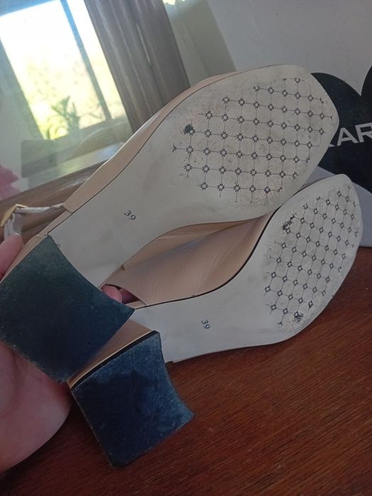 Buty Karino na komunię r.39 skóra