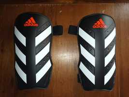 Vendo caneleiras futebol Adidas originais