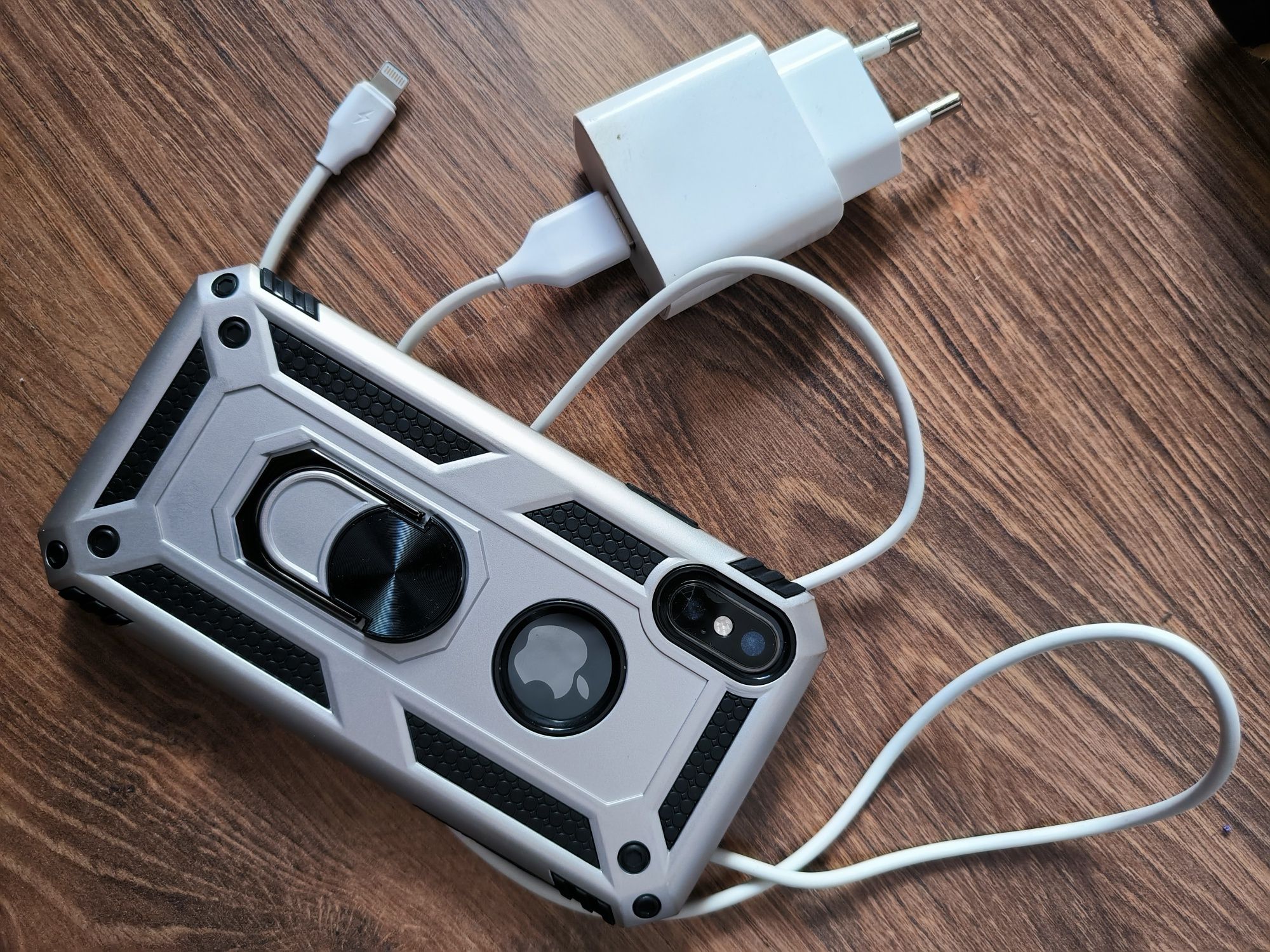 iPhone xsw dobrym stanie