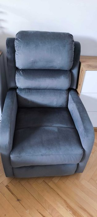 fotel velvet Pegaz M rozkładany z masażem na pilota