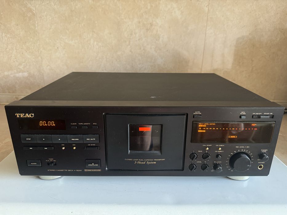 Кассетная дека высокого класса TEAC V 5000