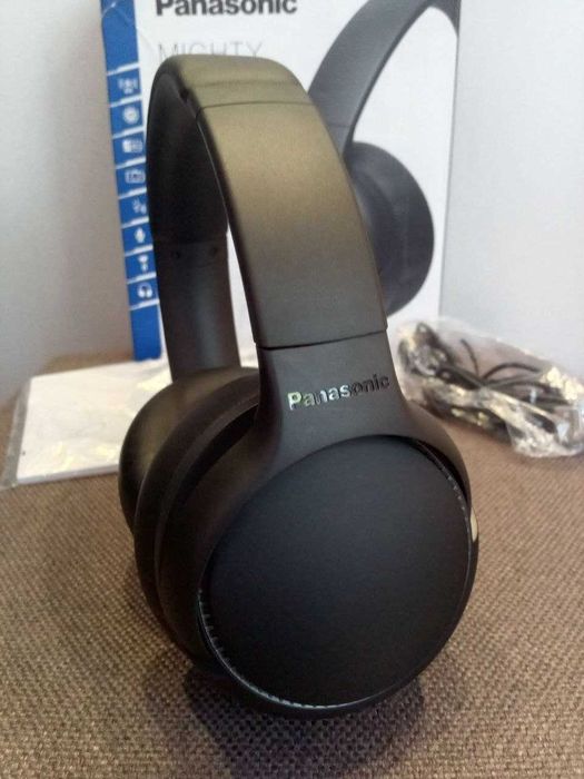 Навушники Panasonic RB-M500B (30 годин роботи, Bluetooth, 3.5 мм)
