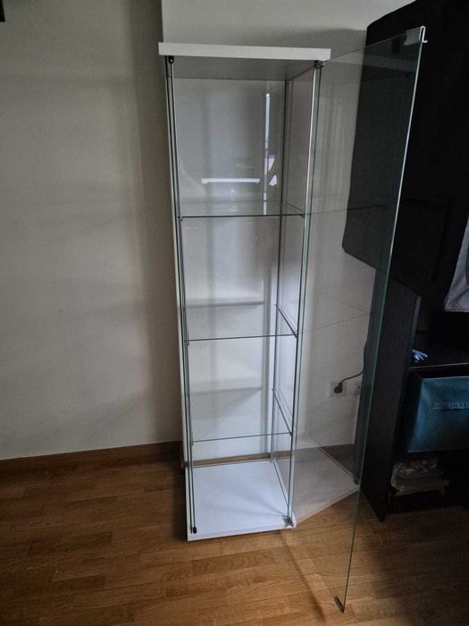 Vitrina IKEA branca