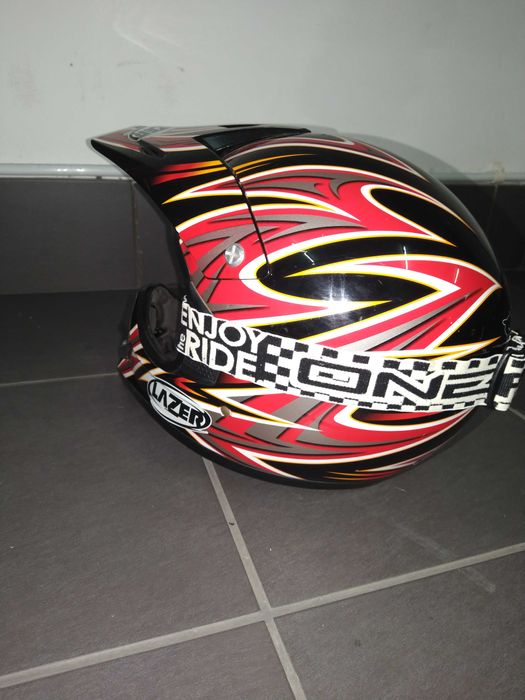 Capacete LAZER + Óculos