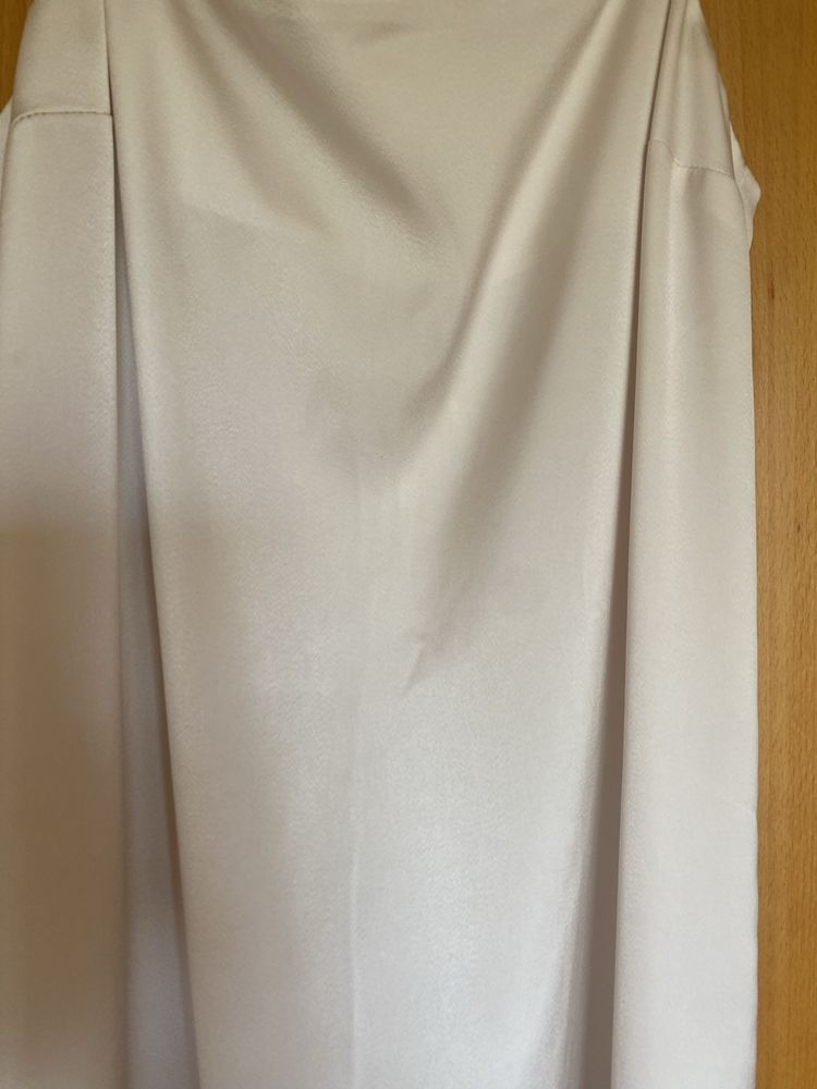 Vestido Bege Seda