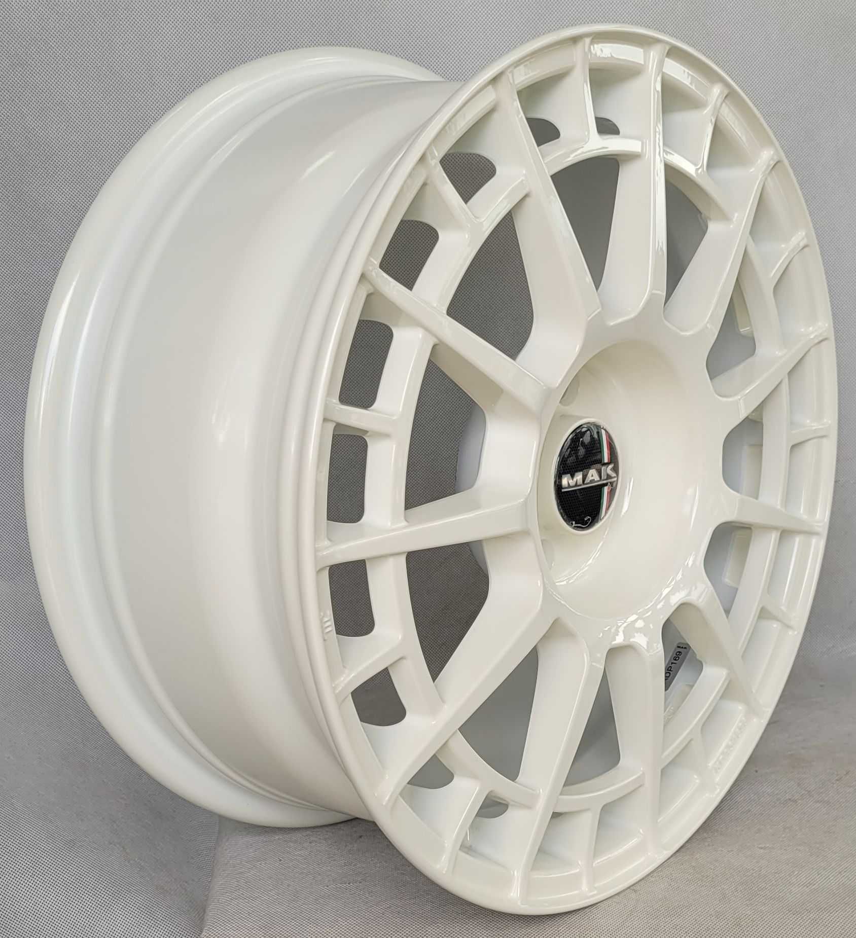 Felgi 18 4x98 Fiat 500 Abarth Bravo Stilo Alfa Romeo Mito Ypsilon MAK