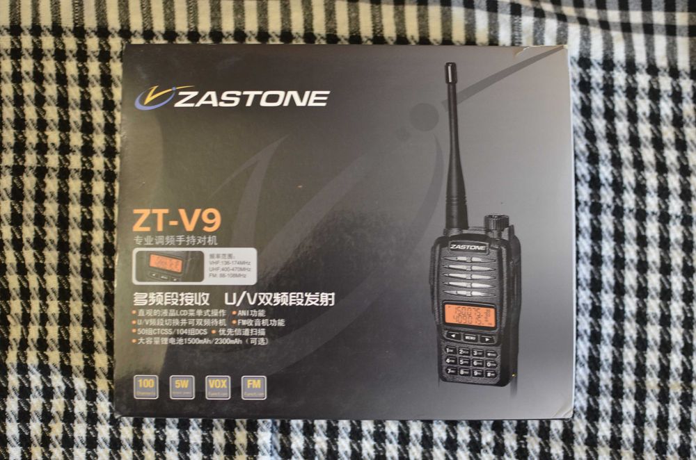 Рація Zastone ZT-V9