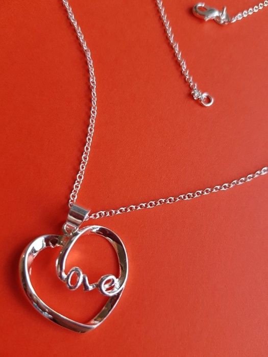 Naszyjnik "Love"