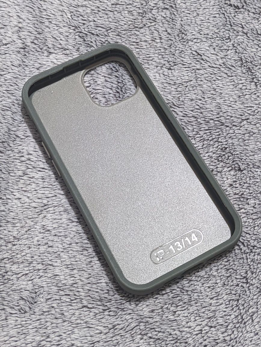 Etui iPhone 13/14 militarne twarde