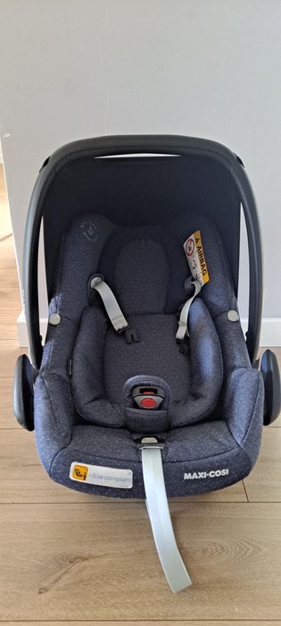 Fotelik Maxi Cosi Pebble