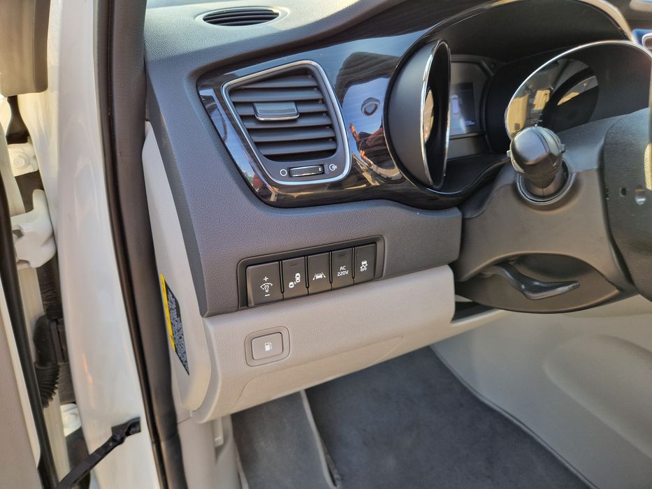 Kia Carnival NOBLESSE