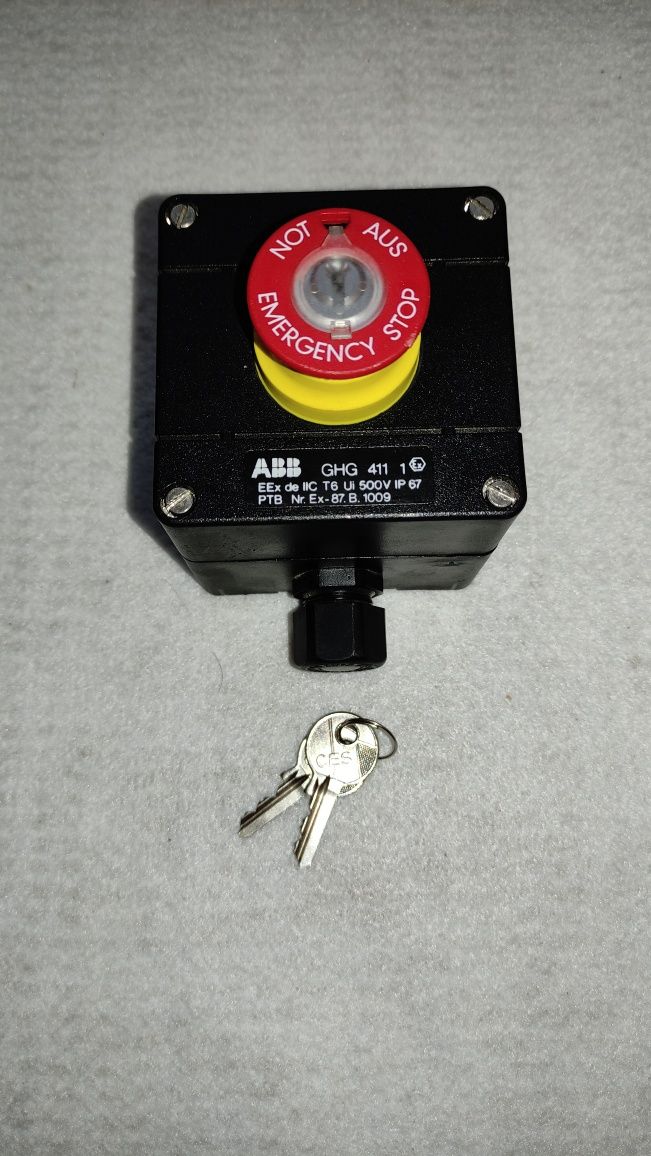 Кнопка Стоп в корпусе ABB GHG 411 1.