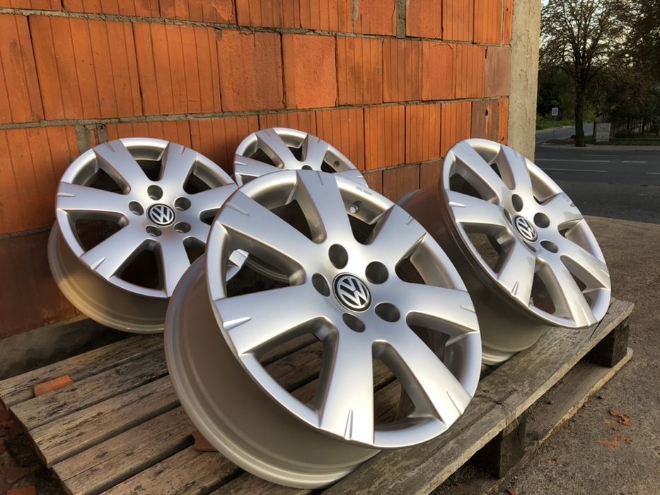 + felgi 16 cali VW Passat Golf orginał Radom