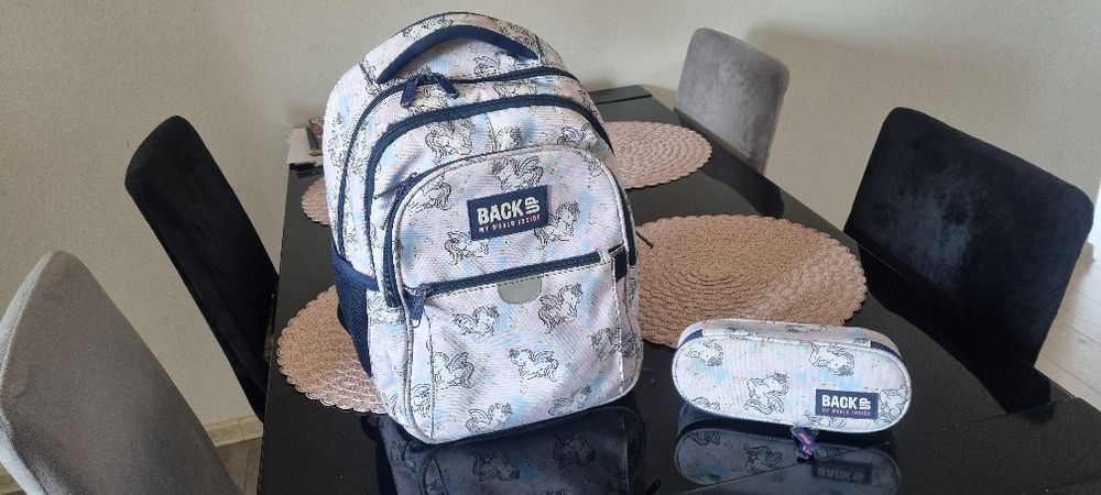 Plecak , piórnik dla dziewczynki BACK UP
