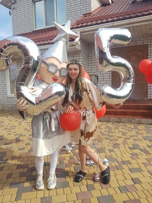 Привiтання на свято, Мiшка Тедди , пес Патрон , Микки, Панда, стриптиз