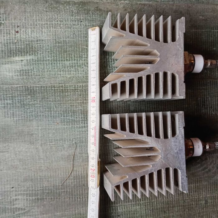 Dioda prostow. 250A 1200V Unitra Lamina + radiator aluminiowy  2 szt.