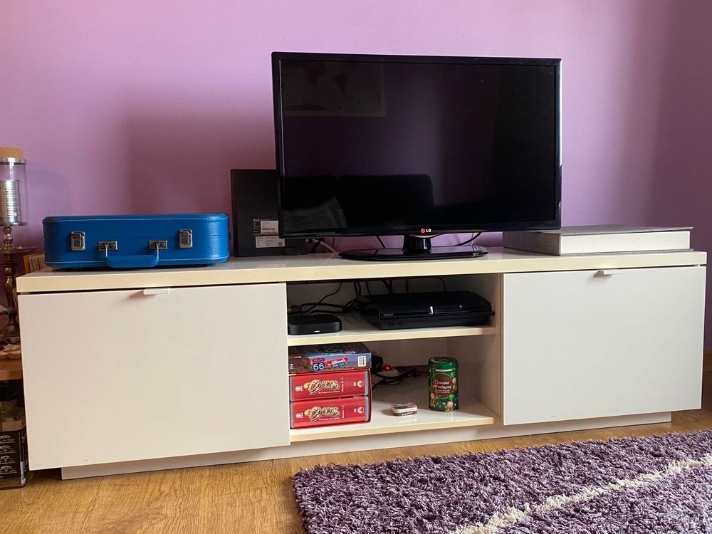 Móvel de sala / televisão