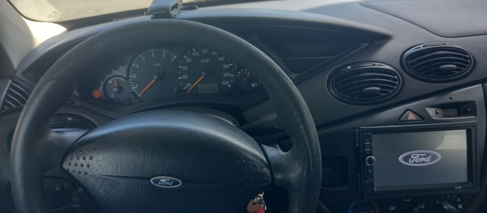 Vendo Ford Focus