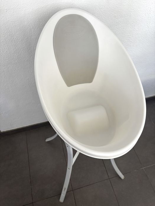 Banheira Shnuggle branca + suporte