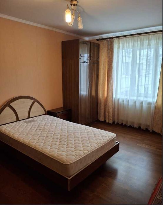 Здам Двокімнатну , з Автономкою , на Польовій