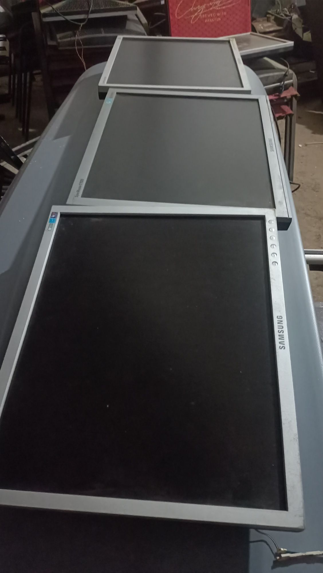 Мониторы Samsung 19''