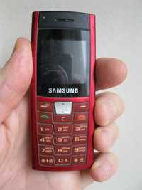 Кнопочный телефон Samsung SGH-C170  В комплекте зарядка
