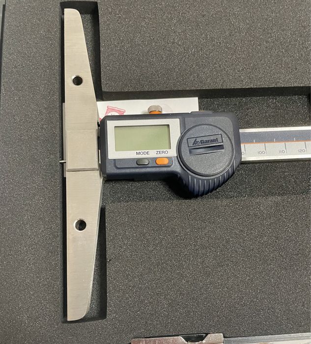 Штангенглубиномер цифровой 300мм 0,01мм Garant, Германия