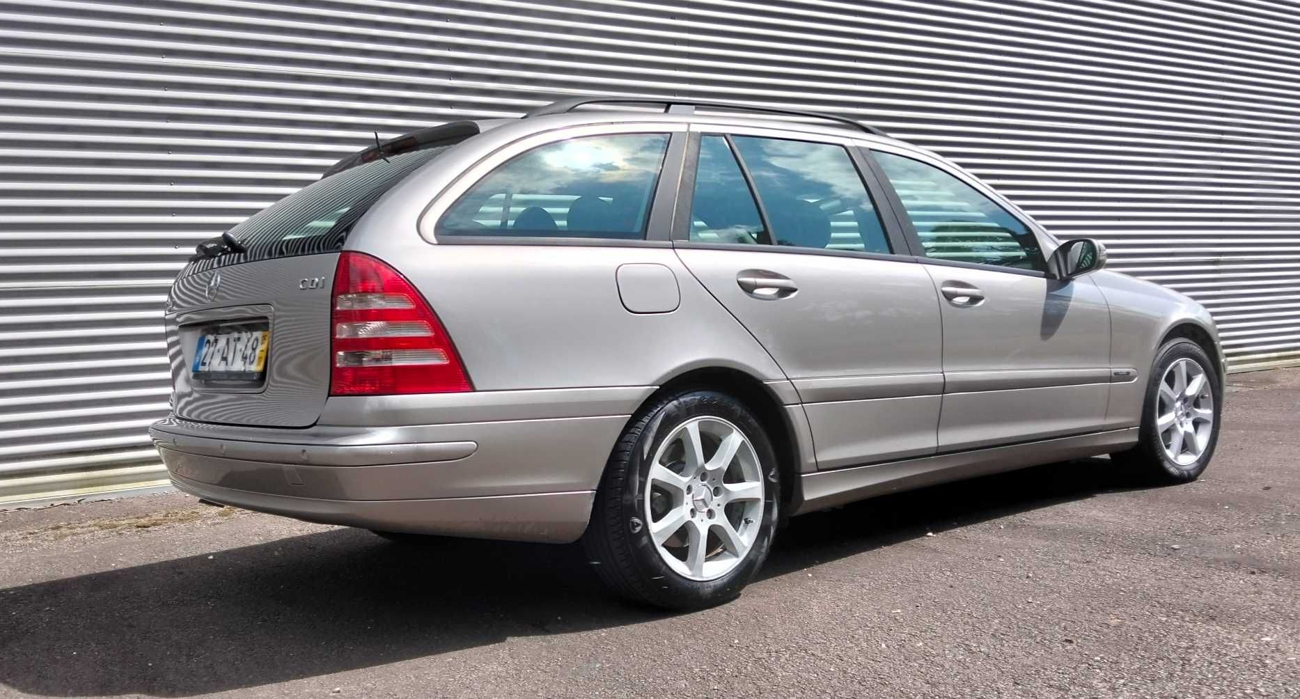 Mercedez Benz C220 cdi - 2005 NACIONAL