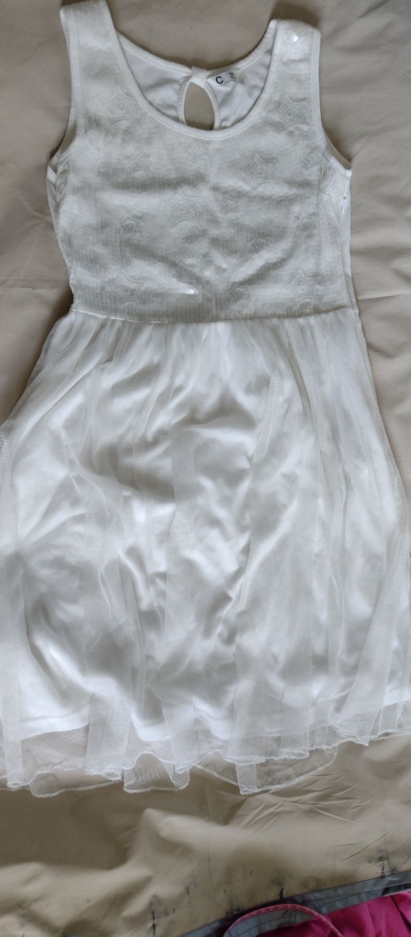 Sukienka biała, tiulowa r. 158