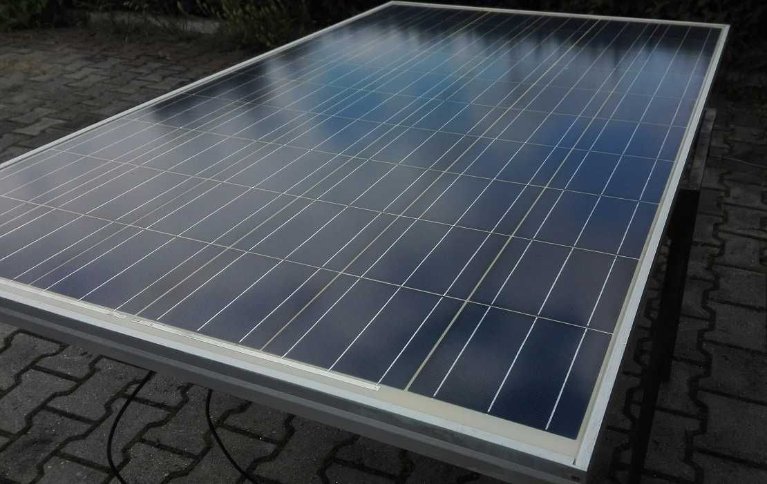 Zestaw solar 240W regulator 30A ładowanie akumulator oświetlenie ogród