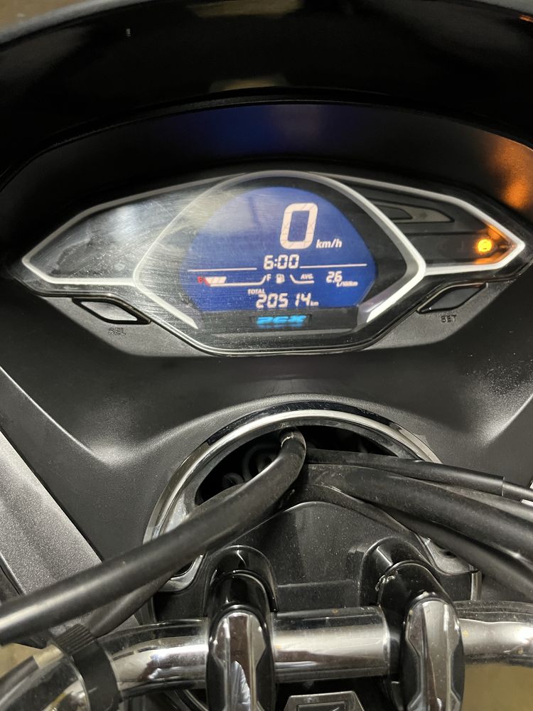 Honda PCX 125 em bom estado