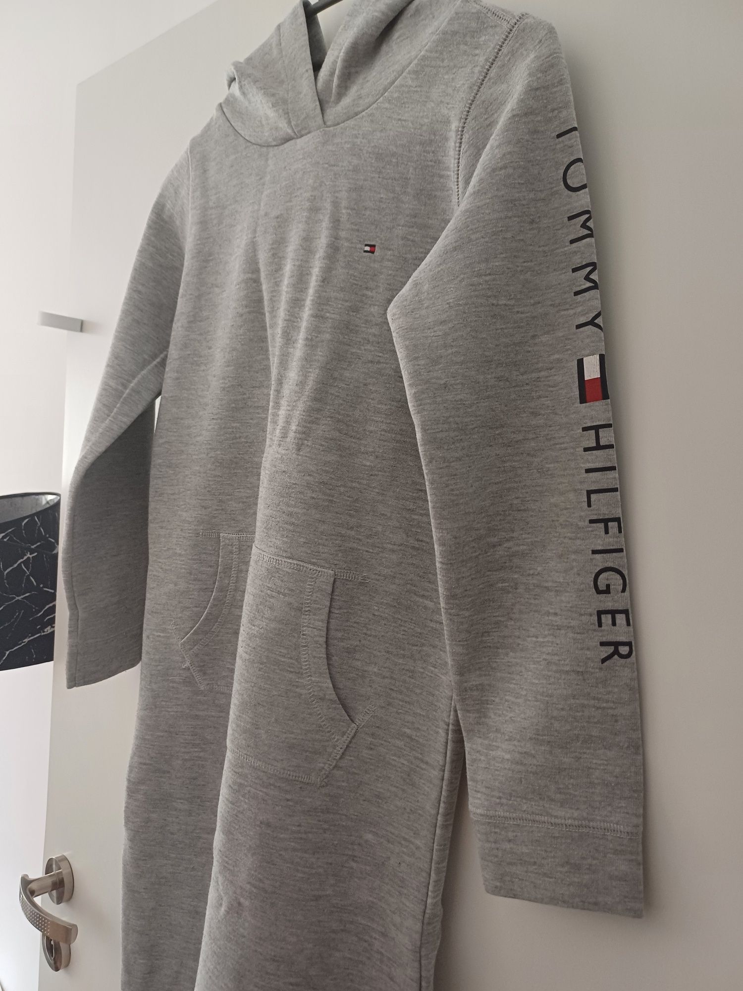 Tommy Hilfiger. Bluza długa. Rozm XS