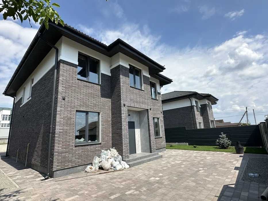 Продаж якісно побудованих БУДИНКІВ Стоянка 2. закрита територія  ГАЗ